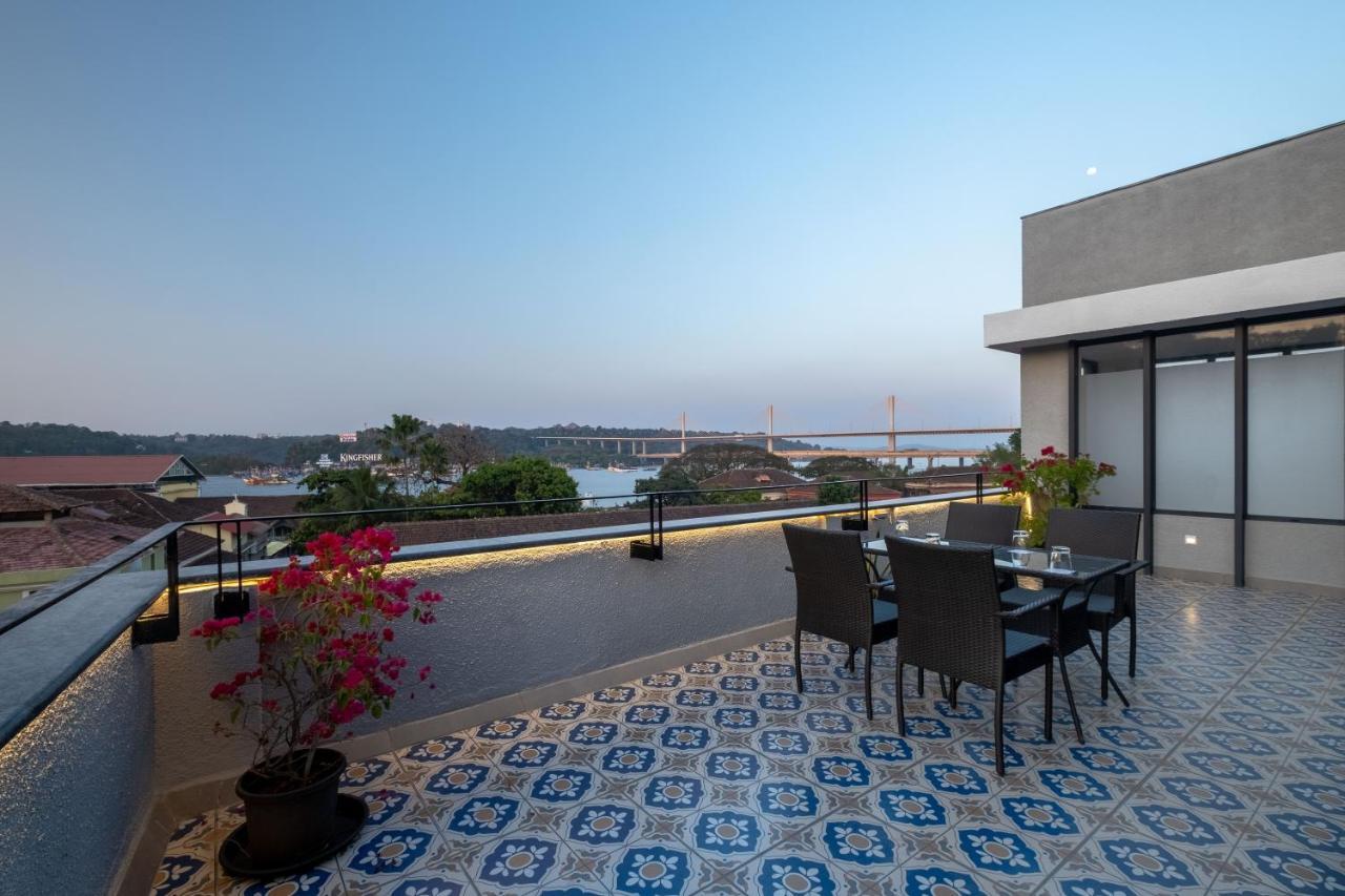 O Pierre - Fontainhas Hotel Panaji Exterior photo